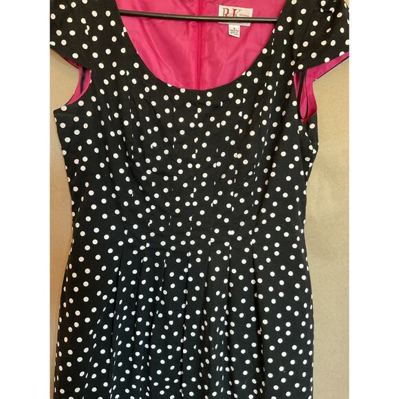 R & K Black Polka Dot w/pink lining Sleeveless Dress w/Pockets Sz 8 - Picture 2 of 5